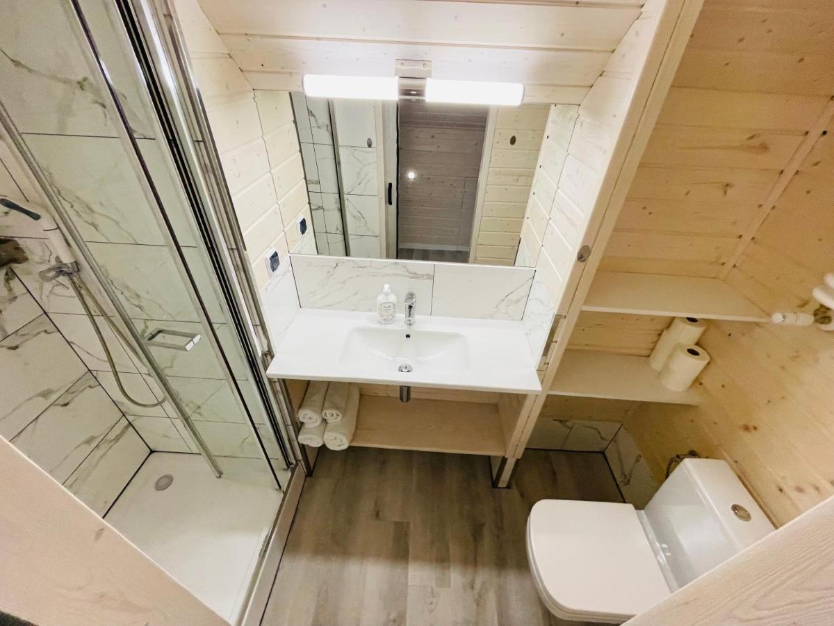 Pokoje I Domek Letniskowy Pod Kasztanem Jastarnia Exteriör bild