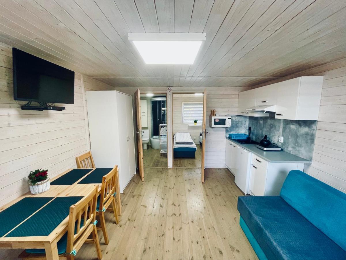 Pokoje I Domek Letniskowy Pod Kasztanem Jastarnia Exteriör bild